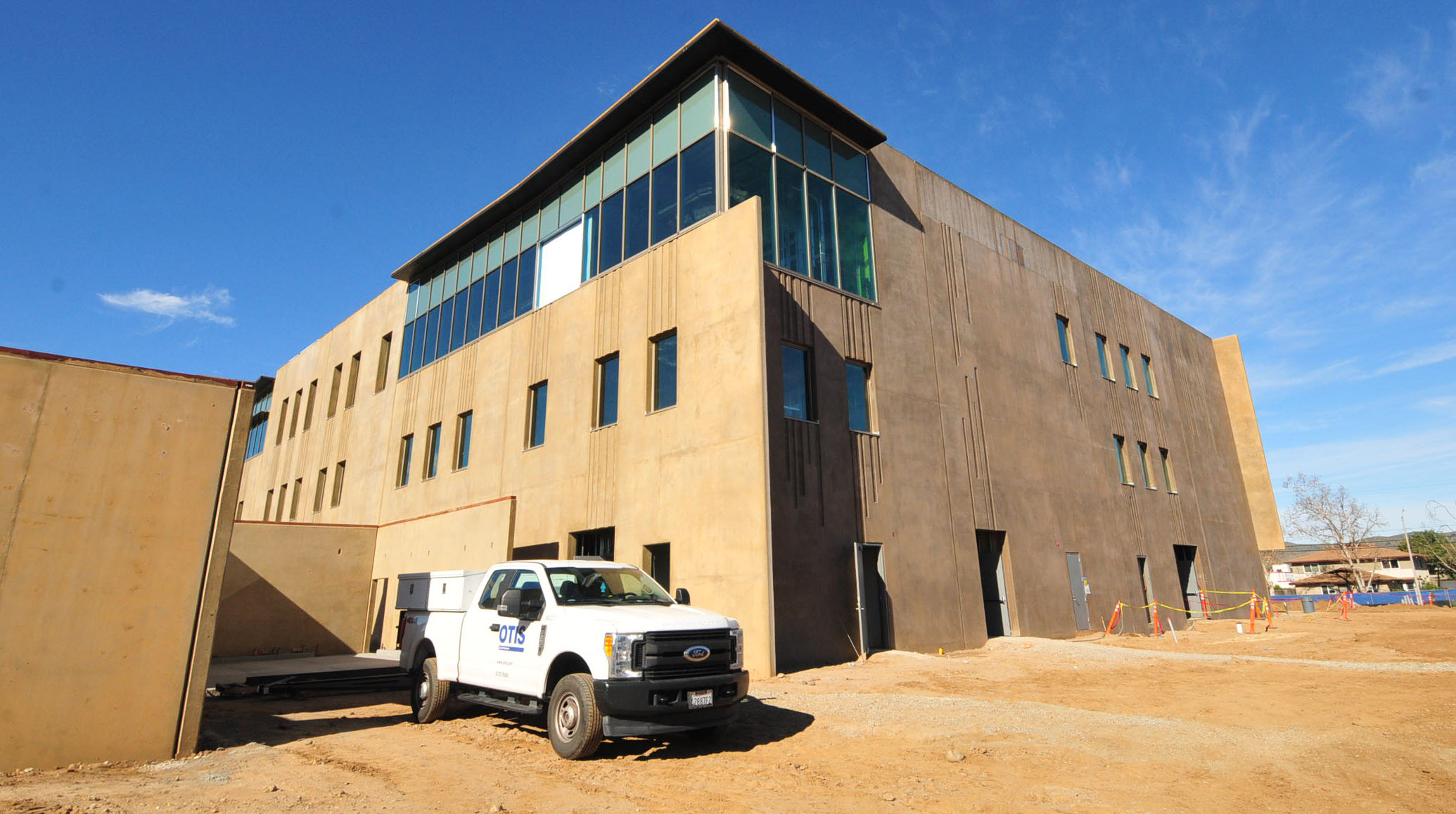 Construction is moving along on the 86,000-square-foot medical center. Exterior of Sharp Rees-Stealy Santee facility